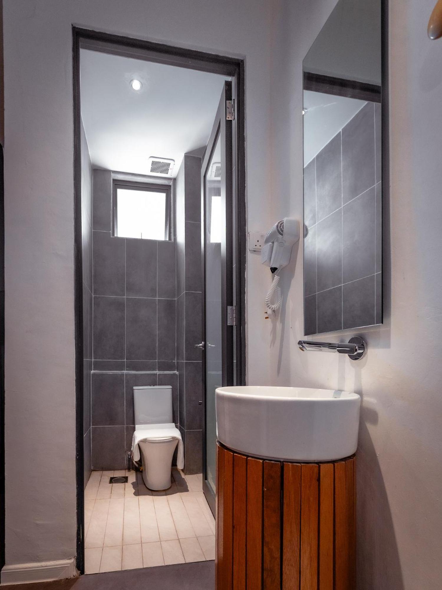 T+ Premium Hotel Алор-Сетар Экстерьер фото
